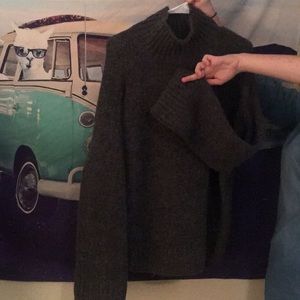 High neck gray sweater